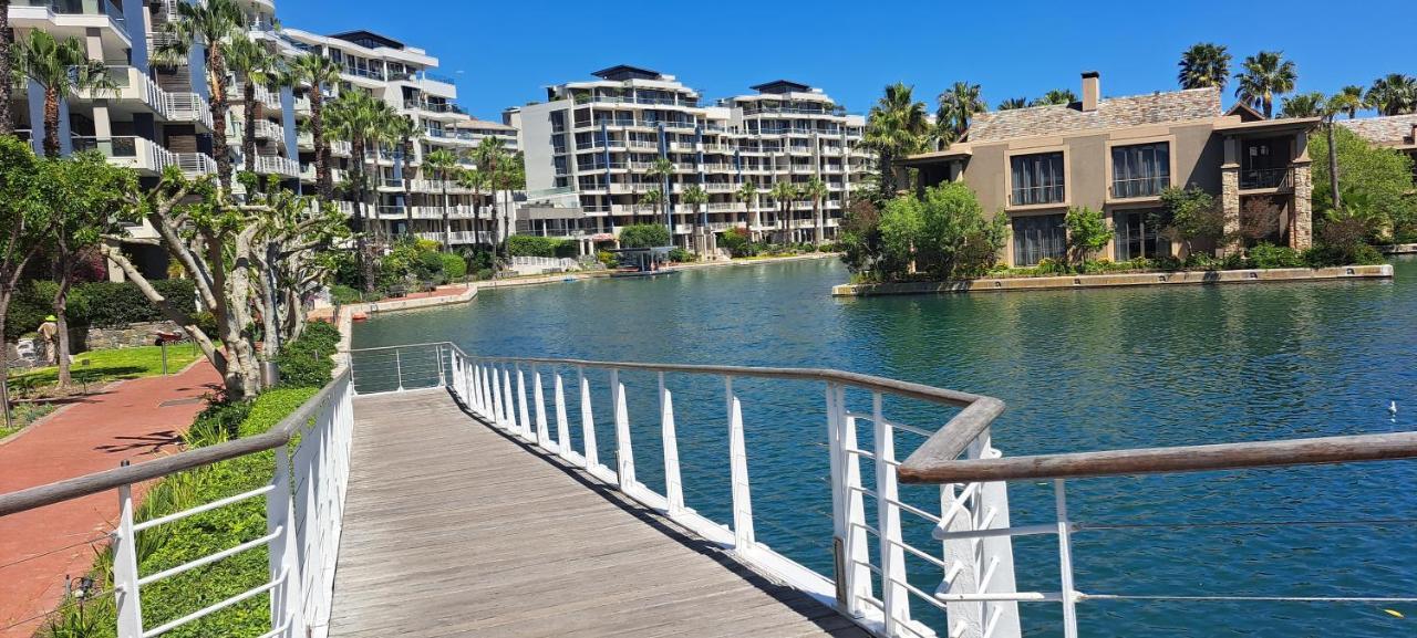 V&A Waterfront Marina Family Apartment 201 Altmore Cidade Do Cabo Exterior foto