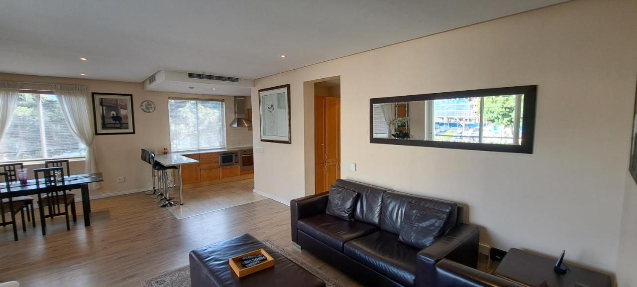 V&A Waterfront Marina Family Apartment 201 Altmore Cidade Do Cabo Exterior foto