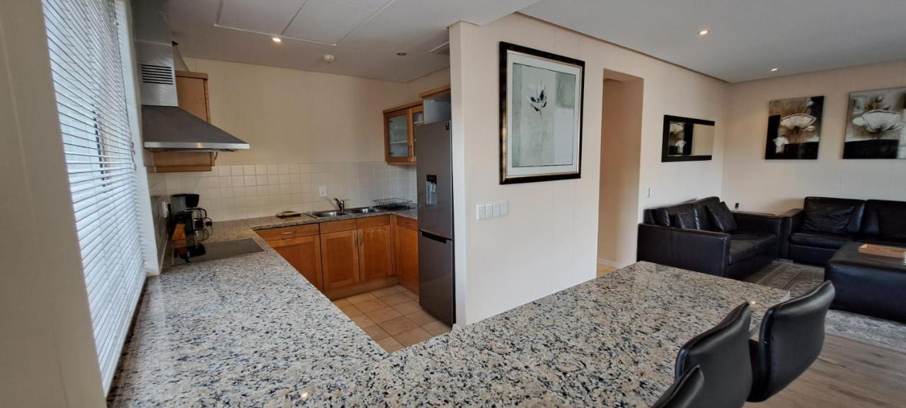 V&A Waterfront Marina Family Apartment 201 Altmore Cidade Do Cabo Exterior foto