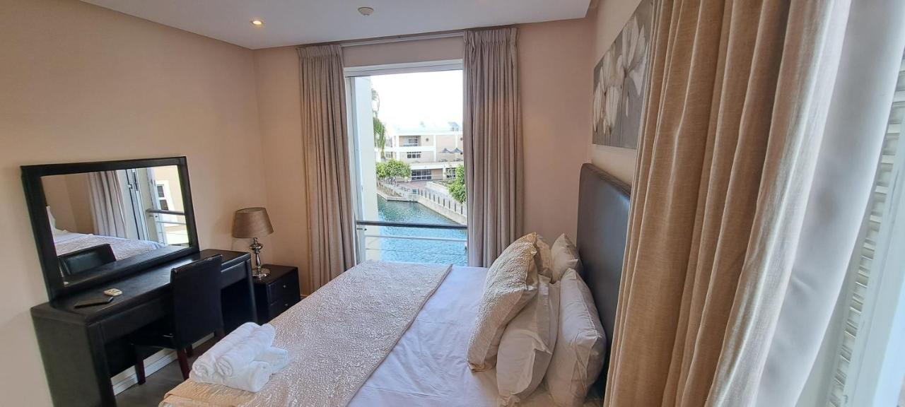 V&A Waterfront Marina Family Apartment 201 Altmore Cidade Do Cabo Exterior foto