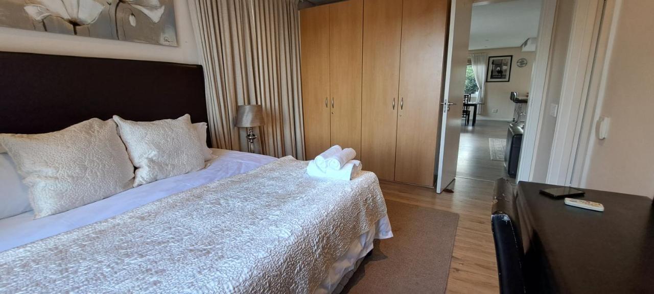V&A Waterfront Marina Family Apartment 201 Altmore Cidade Do Cabo Exterior foto